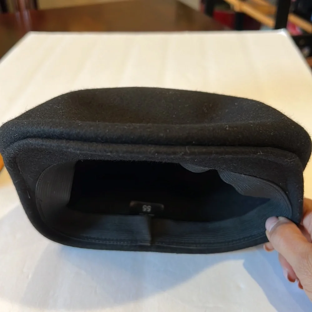 55 English flat cap 100% wool made in Italy color black like new